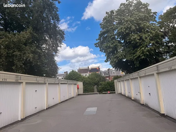 Garage a vendre