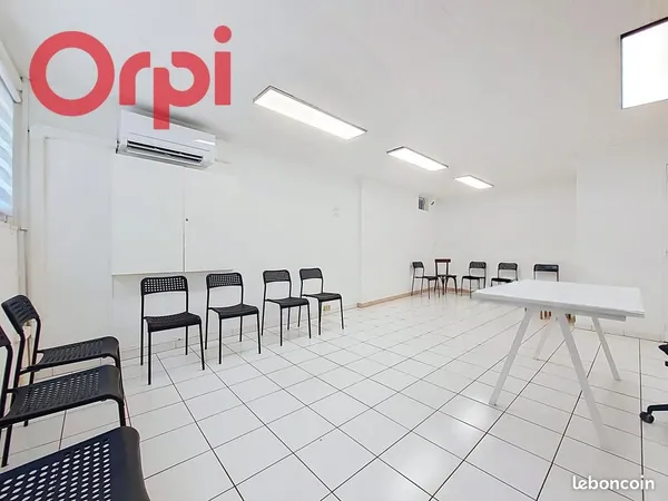 Local commercial 62 m²
