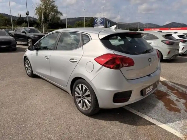 Kia Ceed cee'd 1.0 t-gdi 120ch isg active — photo 7
