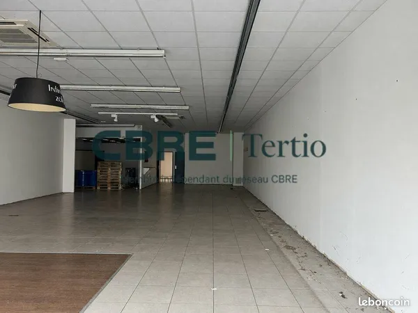 LOCAL D'ACTIVITE 388 m² CHAMBRAY-LÈS-TOURS