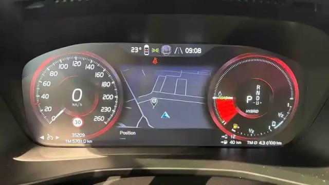Volvo Xc40 t4 recharge 129+82 ch dct7 — photo 73