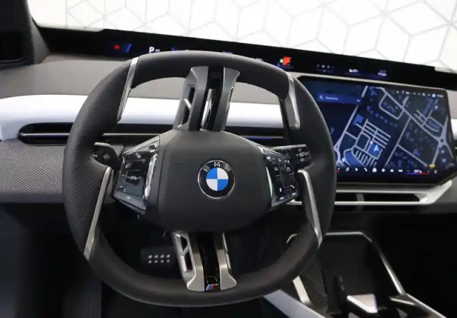 Bmw X3 i 50 xdrive — photo 13