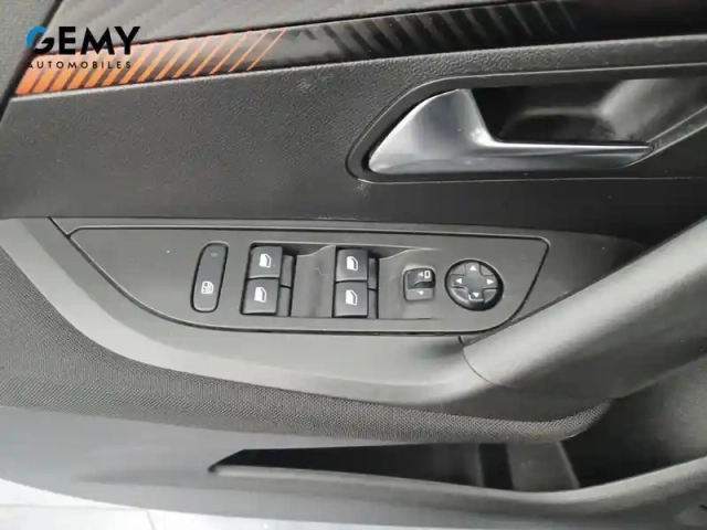 Peugeot 2008 puretech 100 s&amp;s bvm6 — photo 12