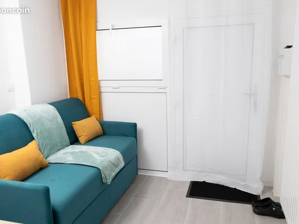 Studio meublé charges comprises Loisin - 7 min frontière suisse