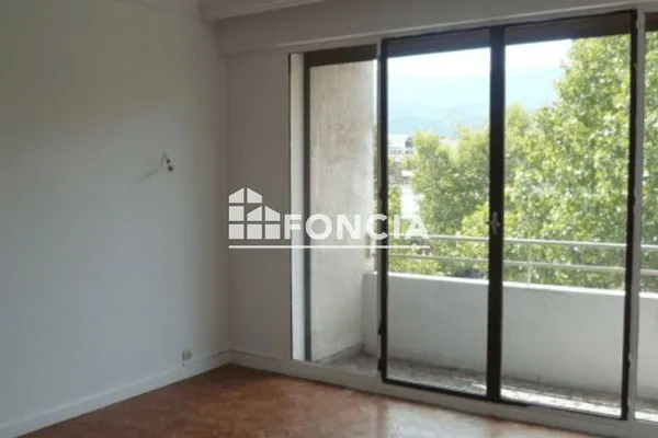 Appartement 2 pièces 55 m²