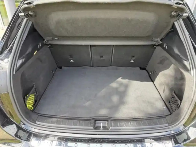 Mercedes Gla 200 d 150ch amg line 8g-dct — photo 7