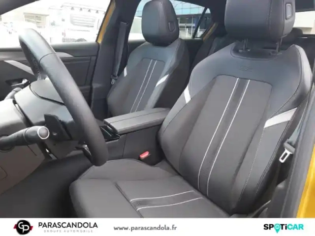 Opel Astra 1.2 turbo 130ch ultimate bva8 — photo 10