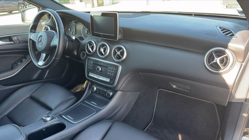 Mercedes Classe A 220 184 4Matic 7G-DCT - Whiteart Edition – 2016 – 93775 km – Essence – Boîte Automatique — photo 36