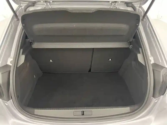 Peugeot 208 puretech 100 s&amp;s bvm6 — photo 13