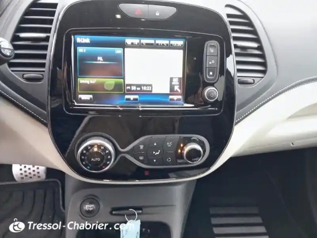 Renault Captur tce 150 fap edc initiale paris — photo 22