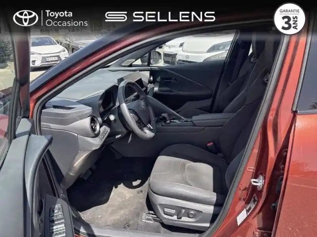 Toyota C-Hr 2.0 hybride rechargeable 225ch gr sport premiere my25 — photo 18