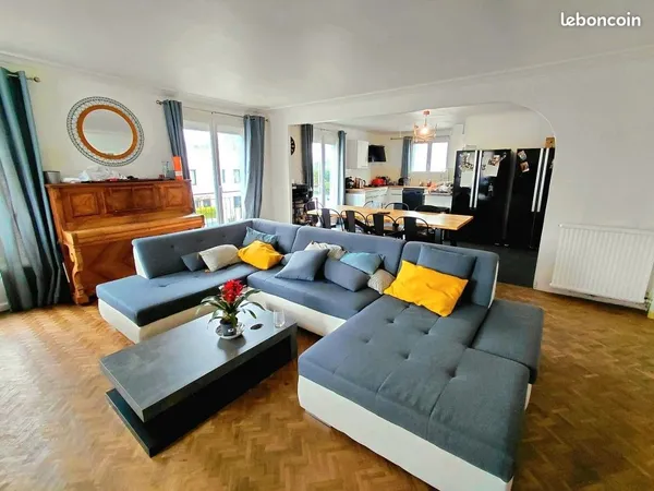 Loue chambre en colocation dans maison - 250m²