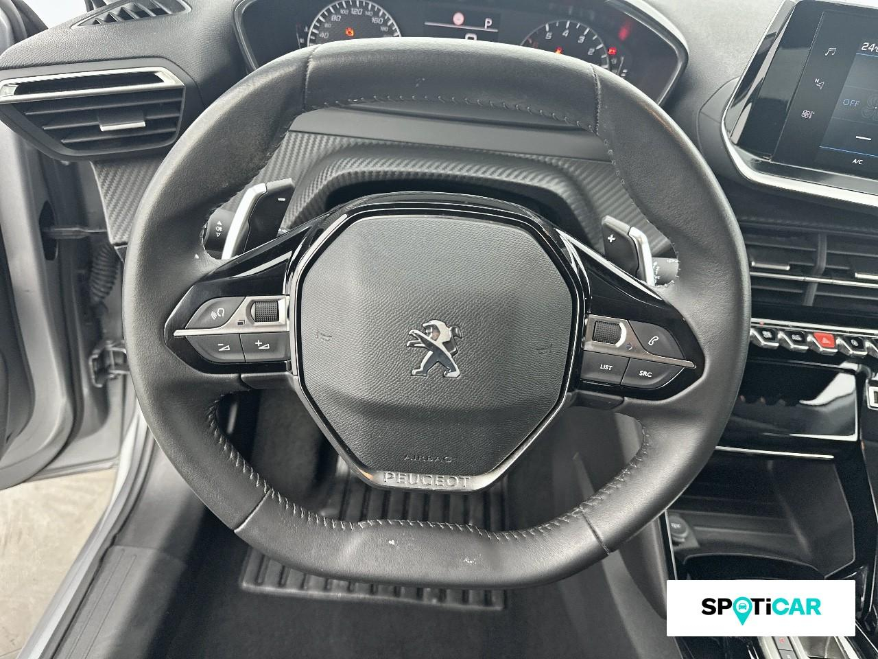 Peugeot 208 1.2 puretech 100ch s&s allure eat8 — photo 12