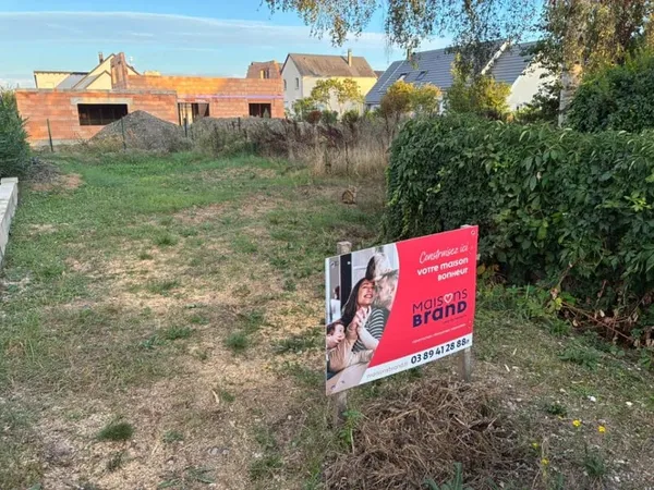 Terrain 647 m²