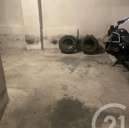 Garage et parking Vente Paris 35000€