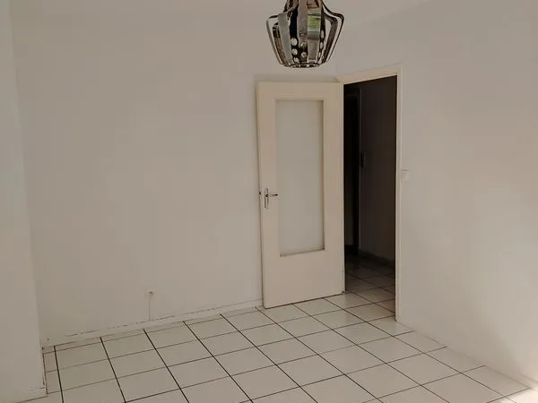 T2 lumineux avec terrasse, parking privé et cave - Seyssinet-Pariset (38170)