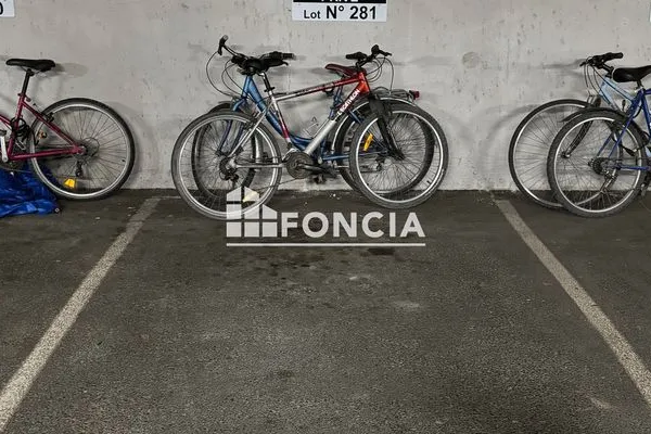 Parking 10 m²