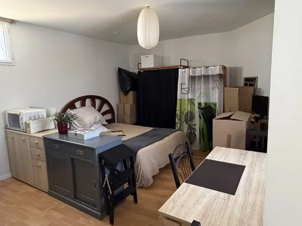 Studio 1 pièce 25 m²