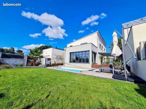 Maison 155 m² - 4 chambres - Piscine - Jardin - Garage - Vezin-le-Coquet, proche Rennes