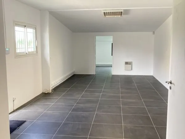 LOCAL / BUREAU 70m2 Zone ZRR Exonération IS + Avanta