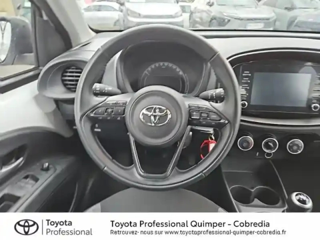 Toyota Aygo X 1.0 vvt-i 72ch dynamic my23 — photo 9