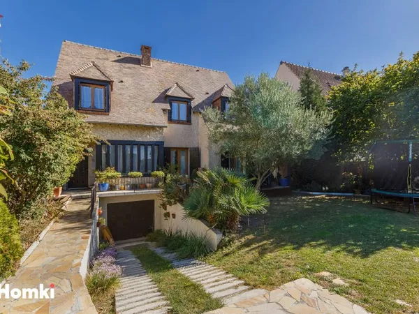 Maison/Villa T6 de 160 m² à Le Plessis-Bouchard 95130