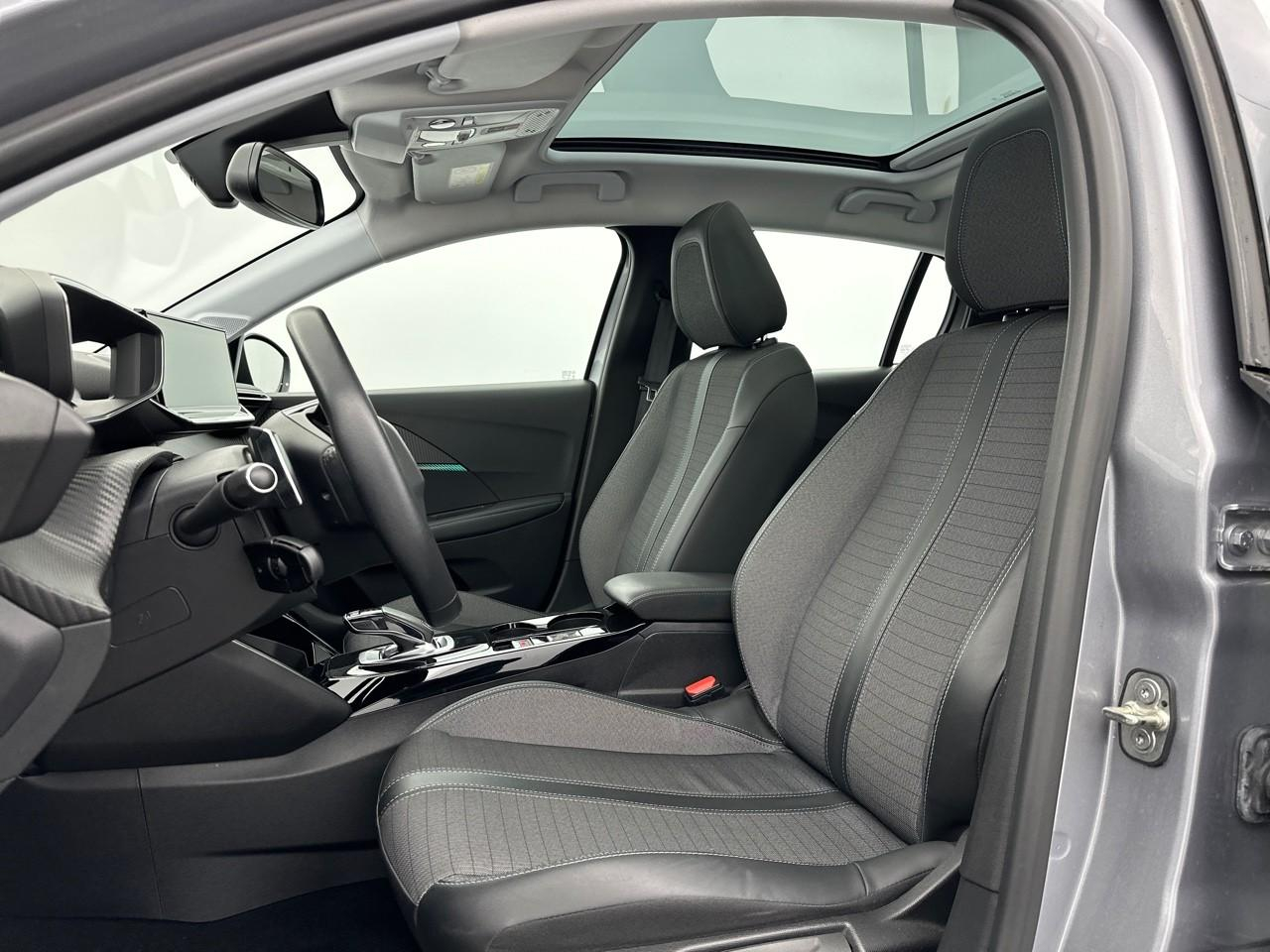 Peugeot 208 puretech 100 s&s eat8 allure — photo 9