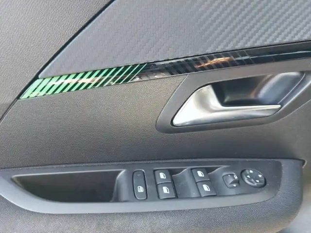 Peugeot 208 puretech 75 s&amp;s bvm5 — photo 20
