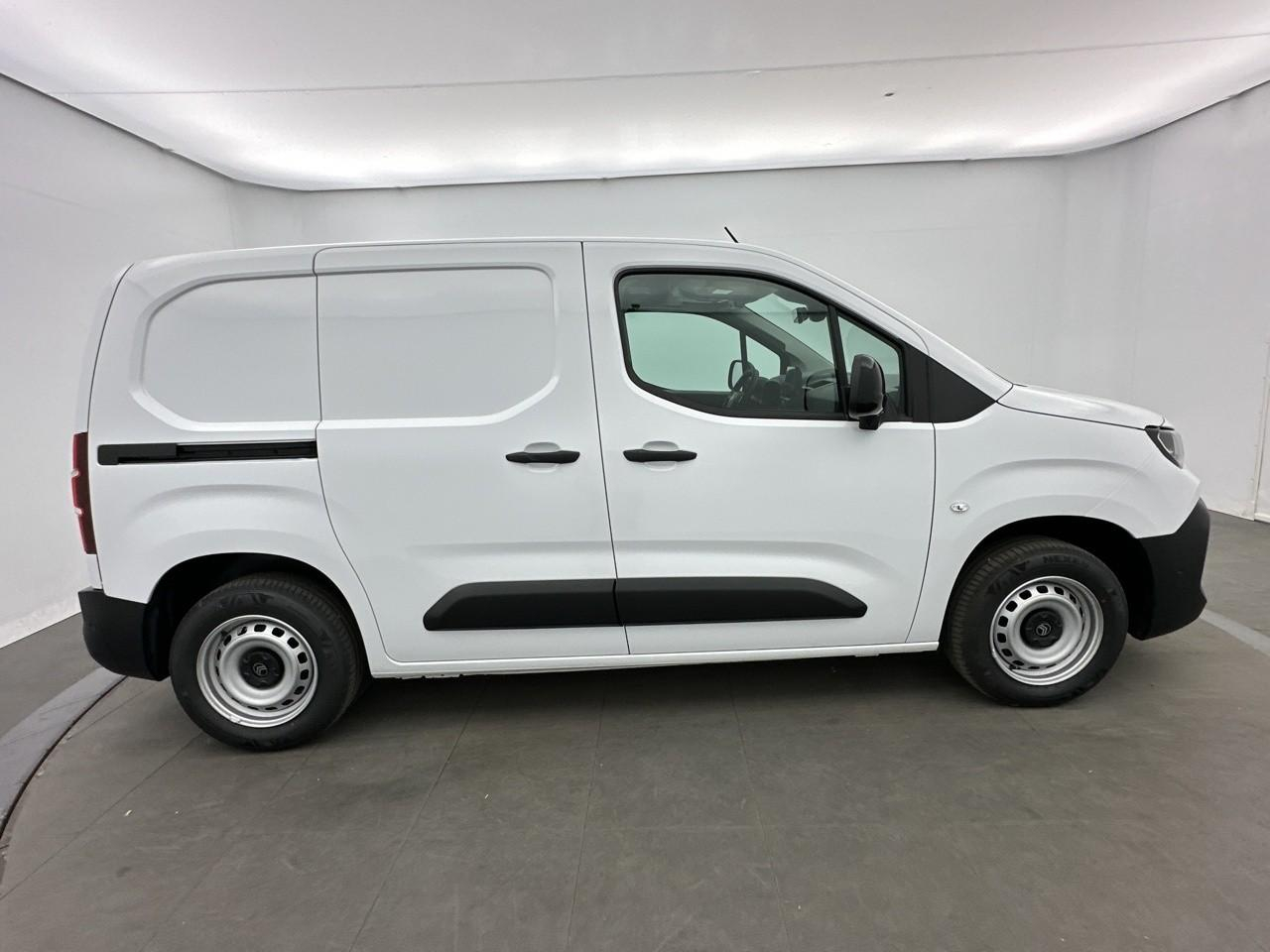 Citroën Berlingo van m diesel 100 ch manuelle — photo 4
