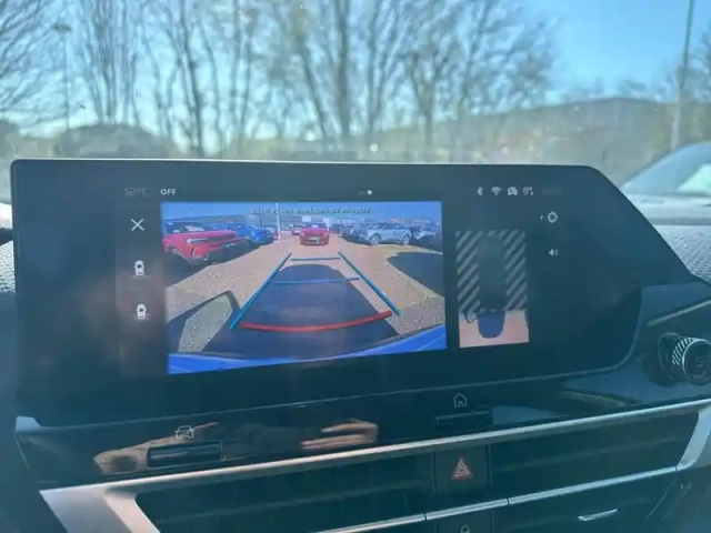 Citroën C4 hybride 136 e-dcs6 — photo 39