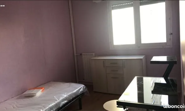 Chambre 12m2 Colocation- Secteur Cergy-Pontoise