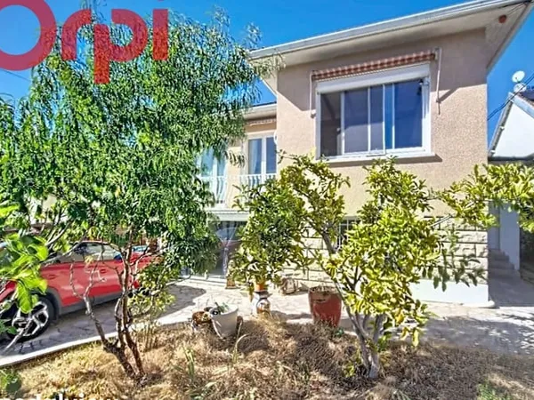 Maison 7 pièces 202 m²
