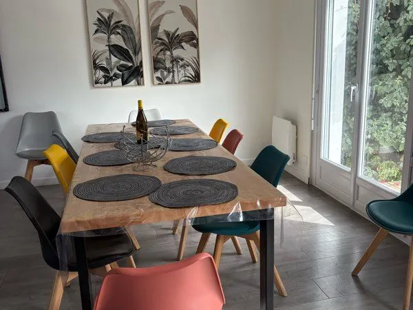 À louer MAISON MEUBLEE,agréable et lumineuse , 6 chambres