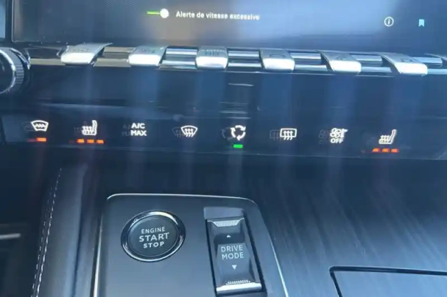 Peugeot 508 sw hybrid 225 e-eat8 — photo 29