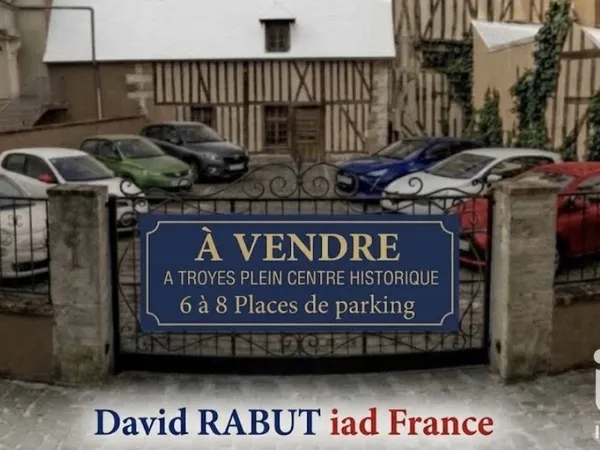 Parking/box 137 m² Troyes