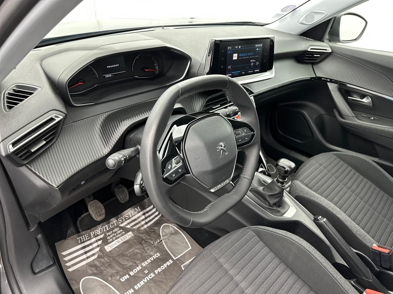 Peugeot 2008 puretech 100 s&s bvm6 style — photo 8