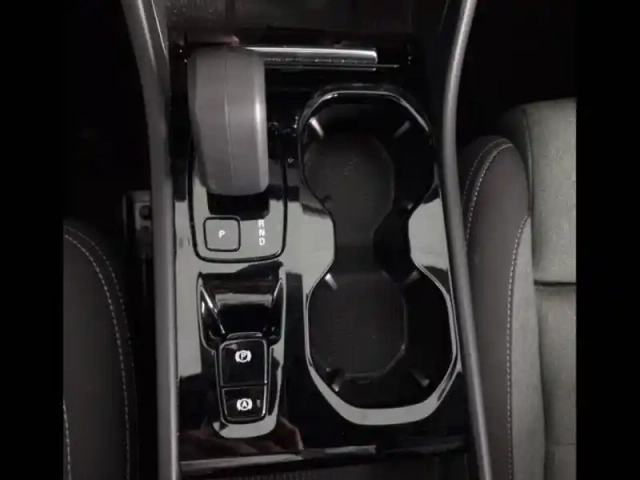 Volvo Xc40 t4 recharge 129 + 82ch plus dct 7 — photo 40