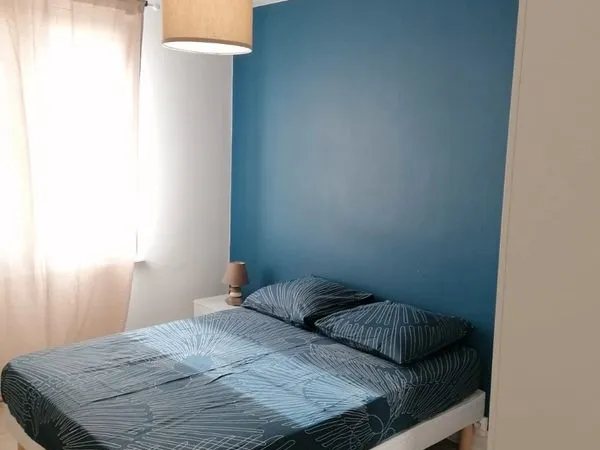 Chambre meublée dispo immédiate - 430 proche centre ville & Gare