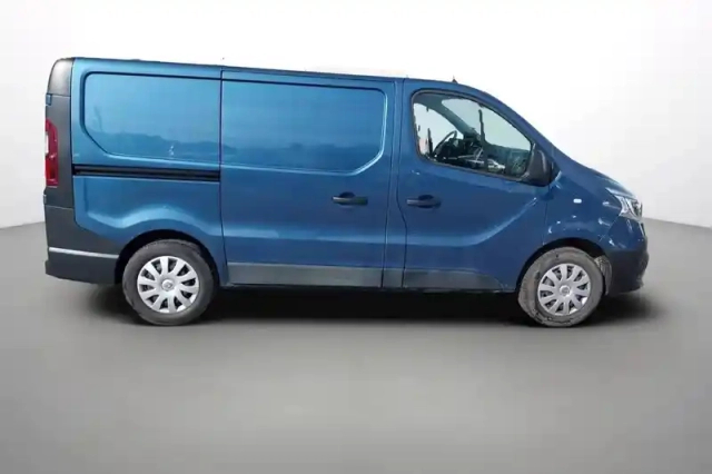 Renault Trafic fgn l1h1 1000 kg dci 170 energy edc — photo 6