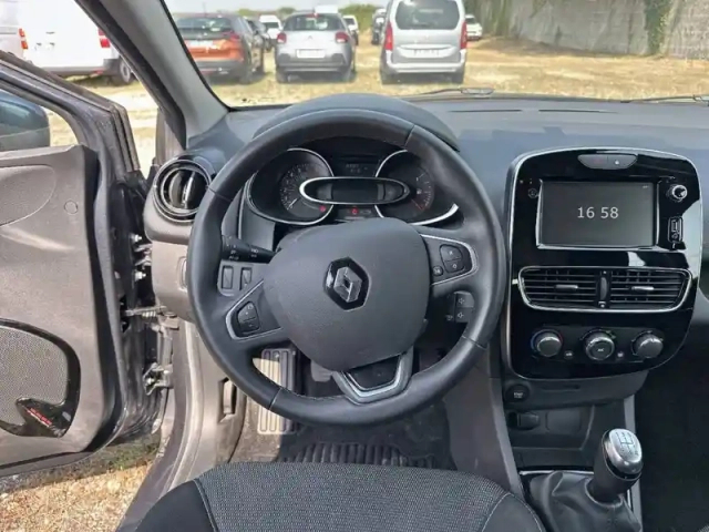 Renault Clio estate tce 90 - 19 — photo 9