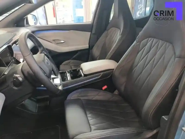 Ford Explorer awd extended range 79 kwh 340 ch — photo 4