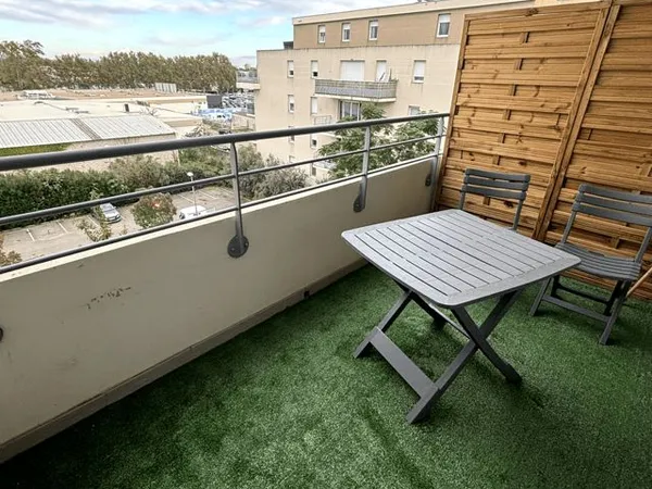 T2 + terrasse + parking