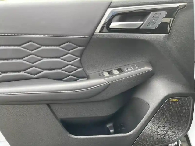 Mitsubishi Outlander 2.4 mivec phev 306 4wd instyle — photo 9