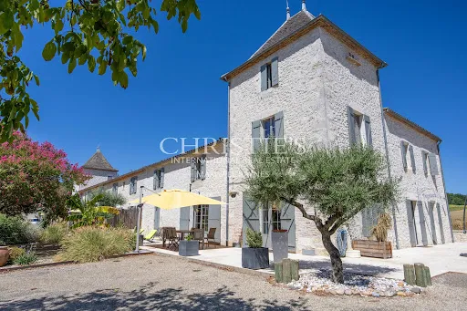 Château 20 pièces 578 m²