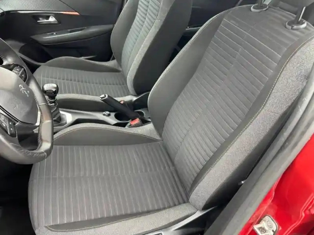 Peugeot 208 bluehdi 100 s&amp;s bvm6