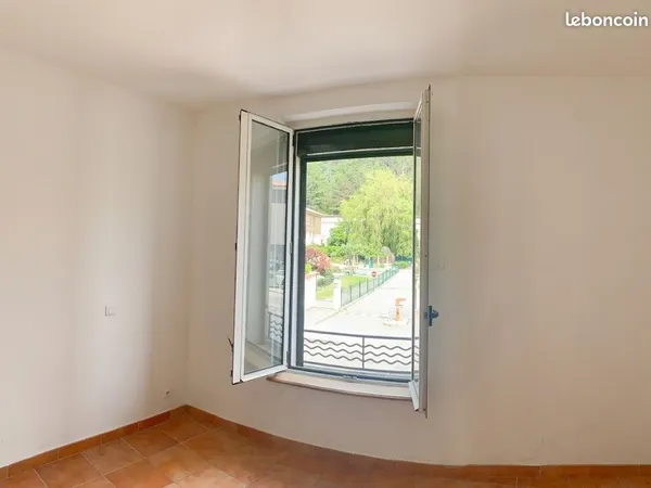 T4 avec garage / Victor Hugo
