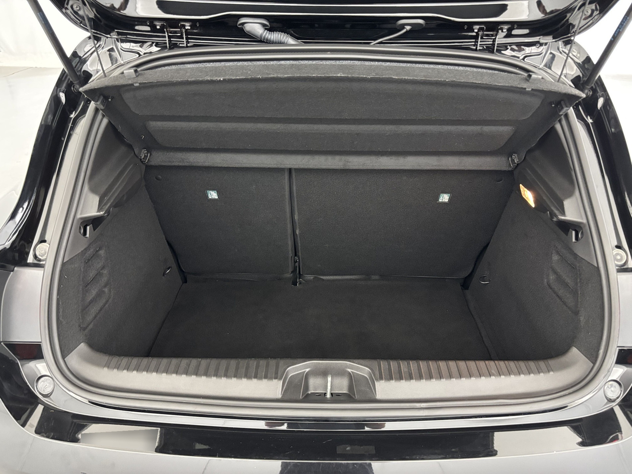 Renault Clio 5 — photo 18