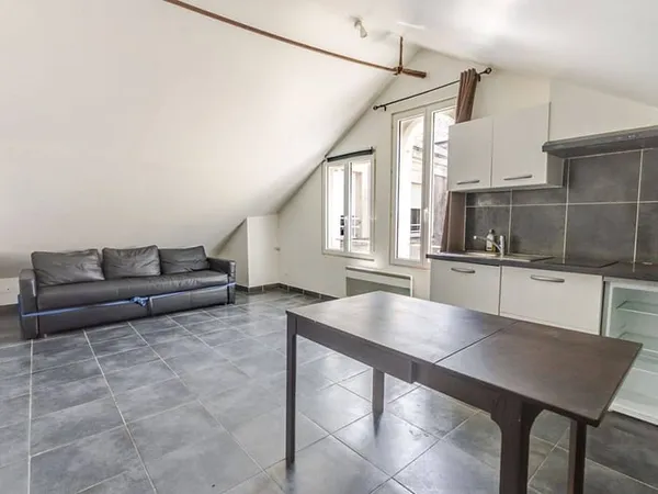 Studio 1 pièce 18 m²