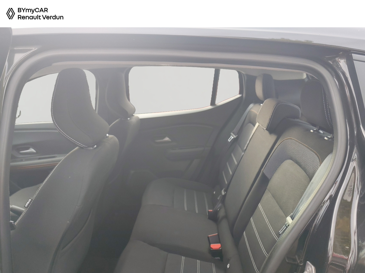 Dacia Sandero TCe 90 — photo 12