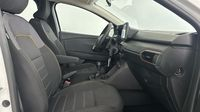 Dacia Sandero 1.0 TCe 90ch Stepway Essential — photo 15